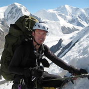 Stef Maginelle on top of the Gasherbrum I without oxygen
